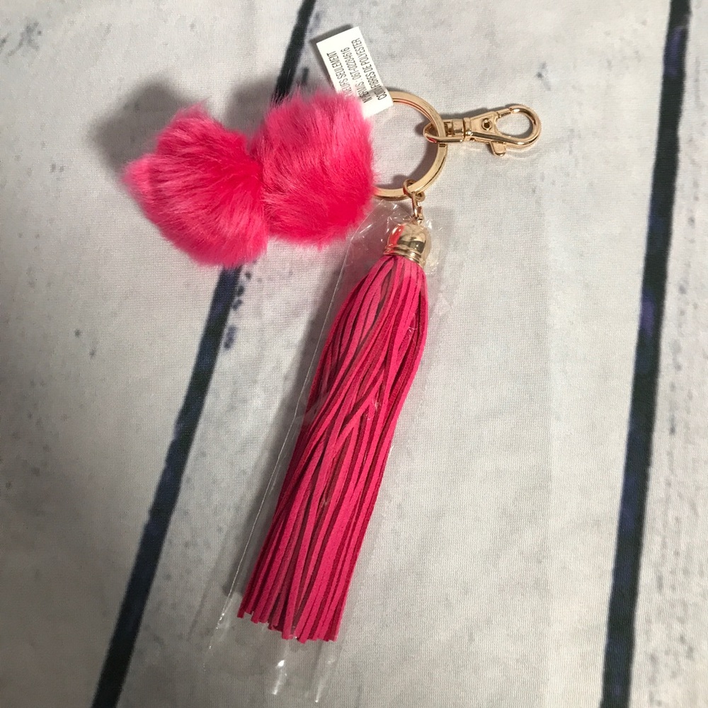 ❗️FINAL PRICE❗️Pink Tassel Keychain -Gold Clasp